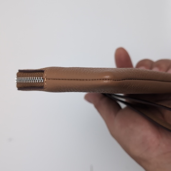 Coach CR393 Corner Zip Wristlet With Varsity Silver/Light Saddle - Picture 4 of 12